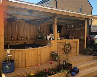 Outdoor Bar Pavilion: Bamboo Wall Garden Bar Tiki Style