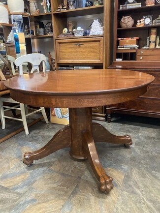 Pedestal Dining Table with Cylindrical Base and Claw Feet