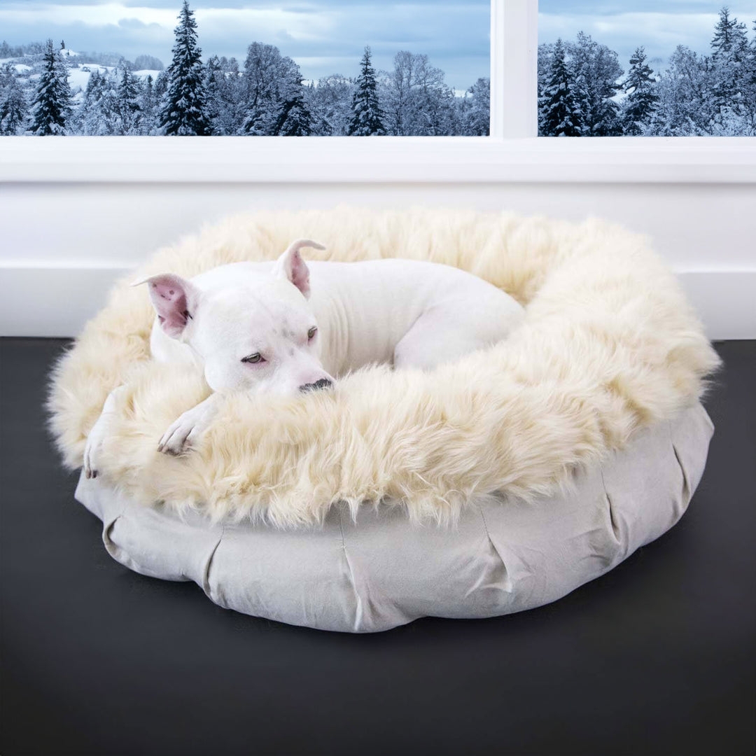 Pet Bed: Shag Puff Texture Pleated Base Luxury Nest