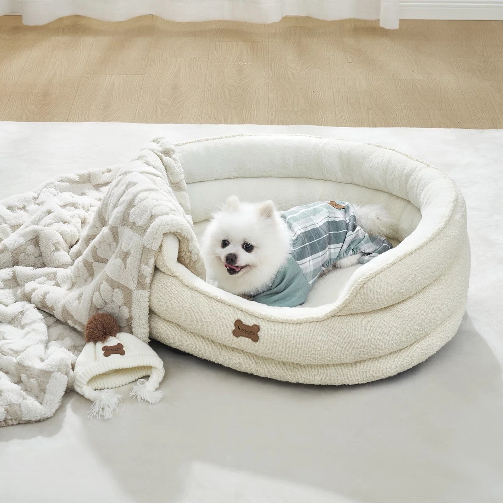 Pet Bed: Tiered Bolster Plush Faux Fur Scandi Corner