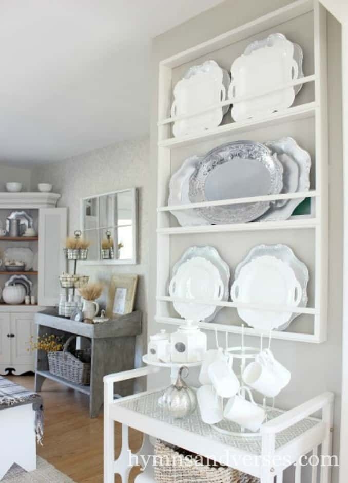 Plate Rack: Scalloped Dish Display Three Tier Storage