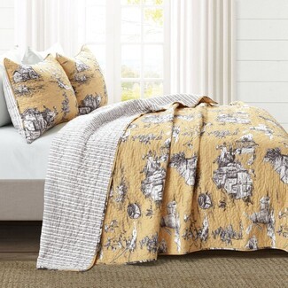 Quilt Set: Ochre Toile Pattern Reversible Yellow Bedding