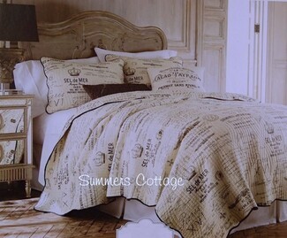 Quilt Set: Typography Pattern French Script Vintage Bedding