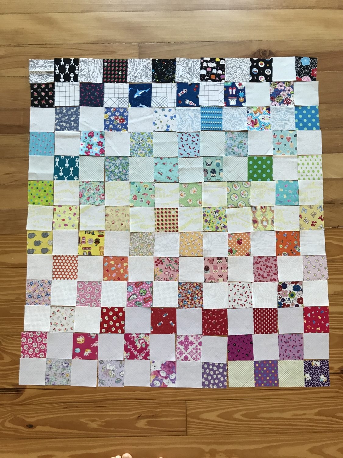 Quilt Top: Gradient Arrangement Alternating White Blocks
