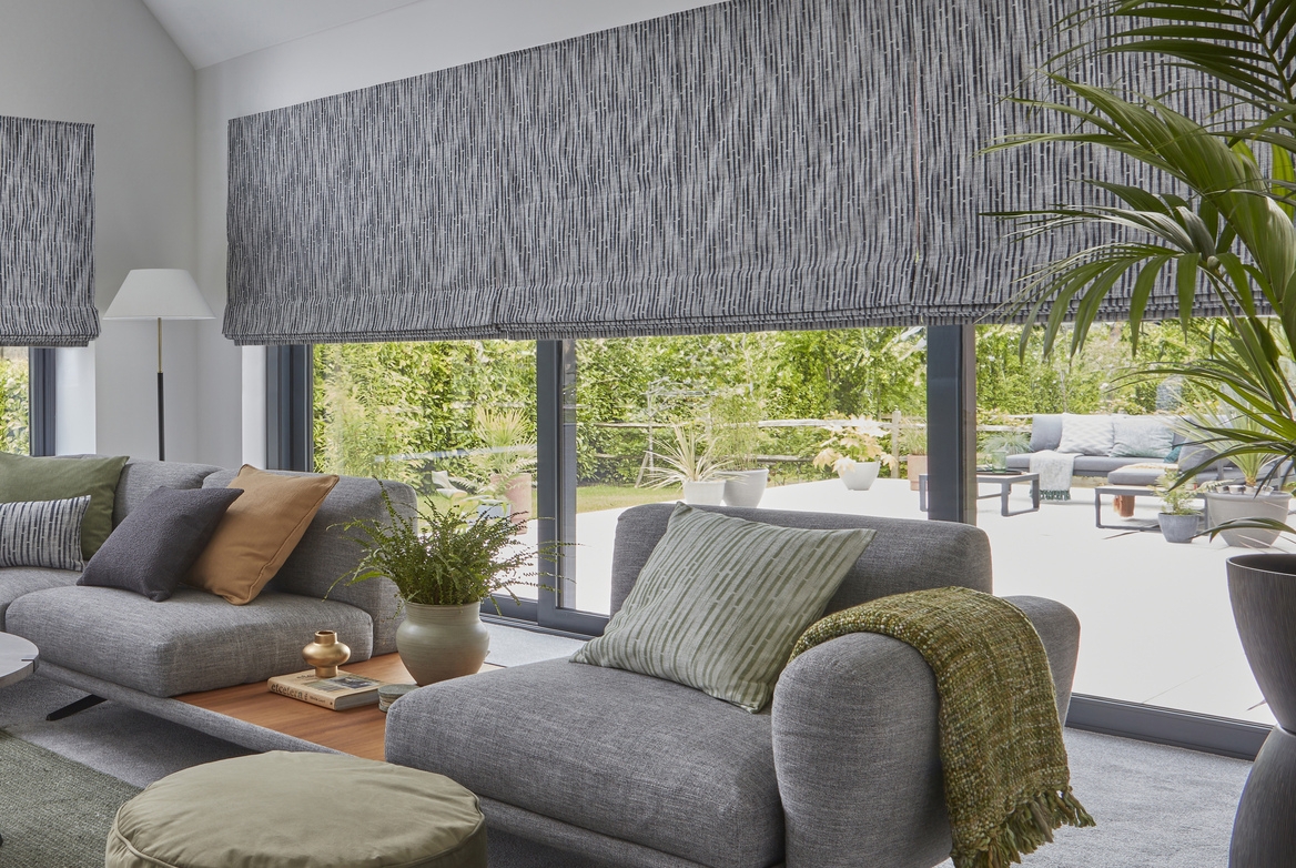 Roman Blinds with Vertical Dashed Pattern and Vertical Dash Blinds