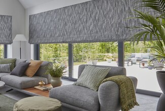 Roman Blinds with Vertical Dashed Pattern and Vertical Dash Blinds