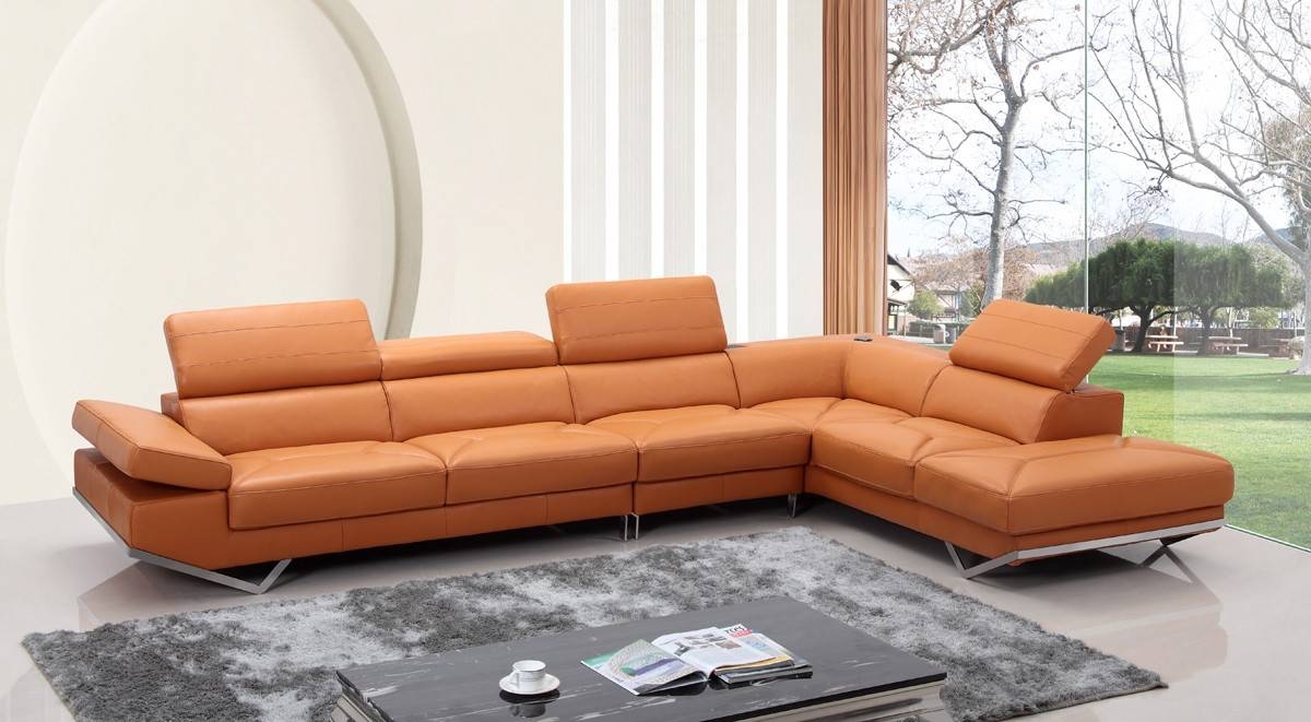 Sectional Sofa Italian Style with Angular Metal Legs