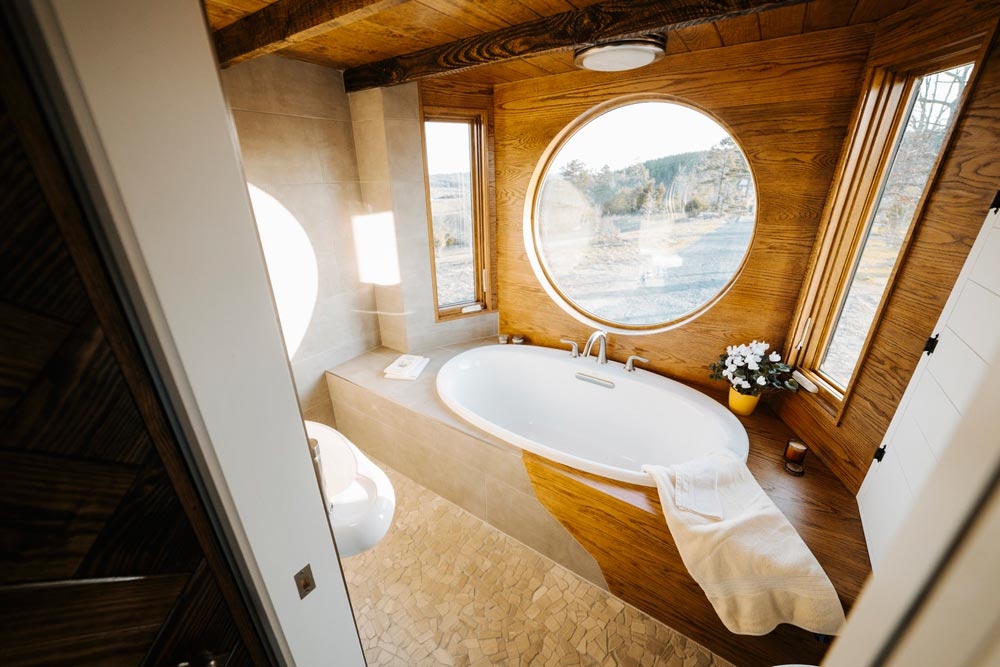 Soaking Tub: Wood Clad Walls Circular Bathroom Window