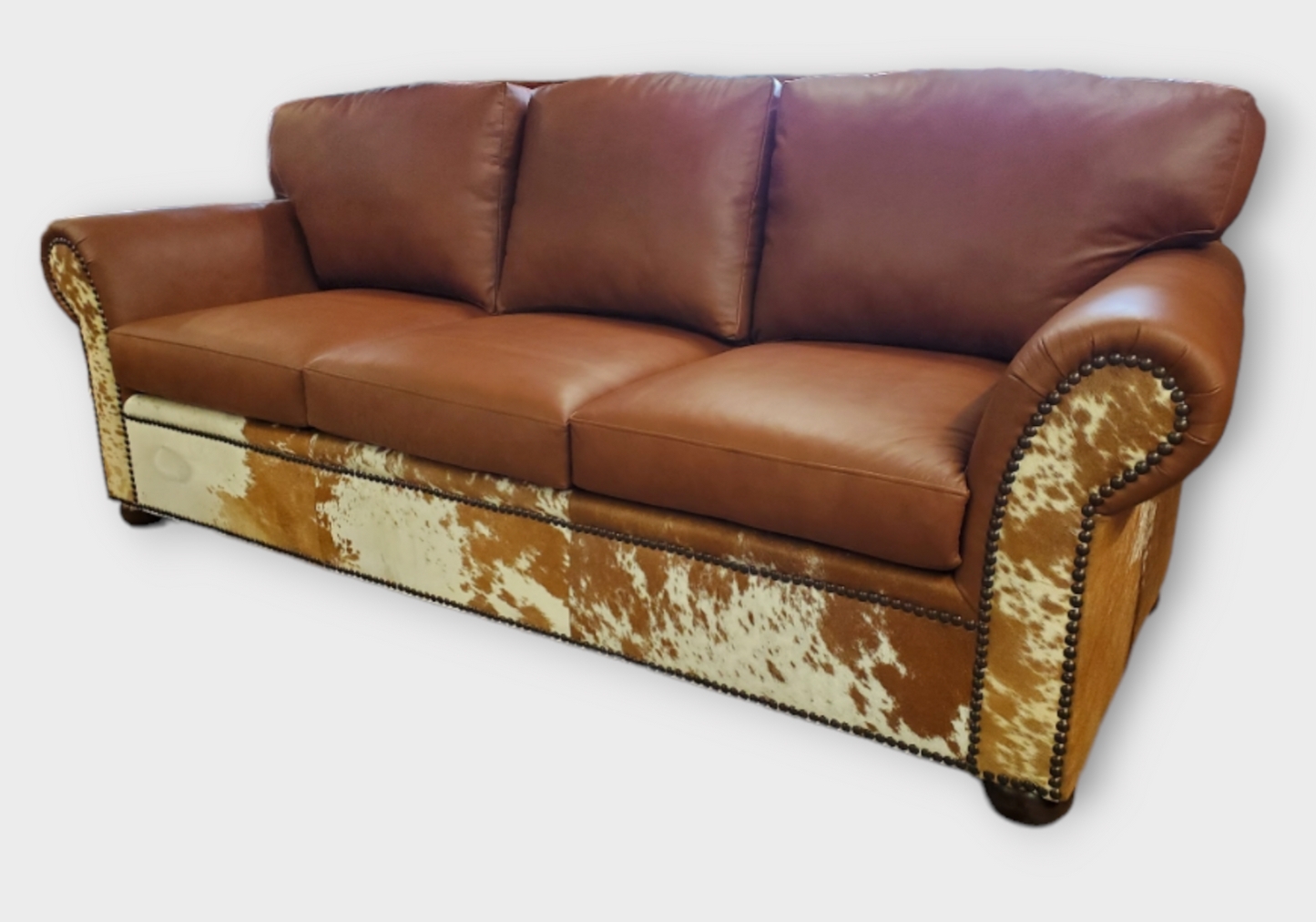 Sofa with Cowhide Apron and Mixed Material Western Cowhide Sofa