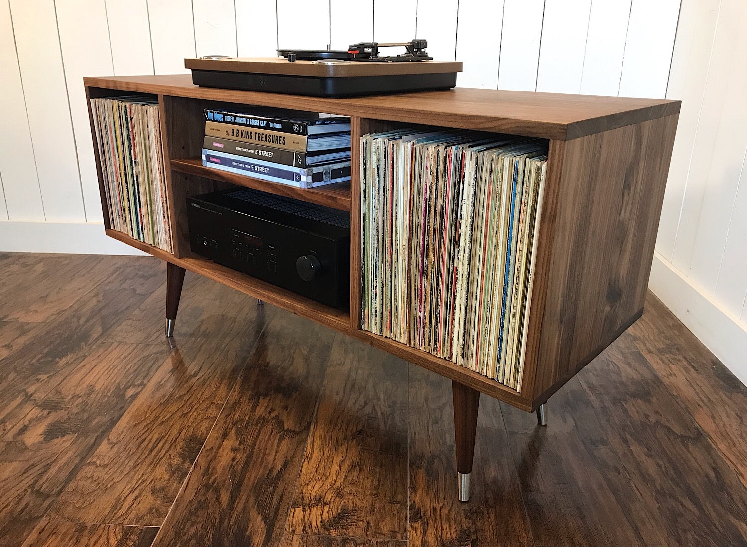 Stereo Console Walnut Grain Tapered Leg Record Player Stand