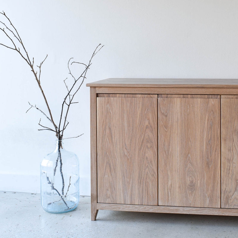 Storage Cabinet: Handleless Doors with Vertical Grain