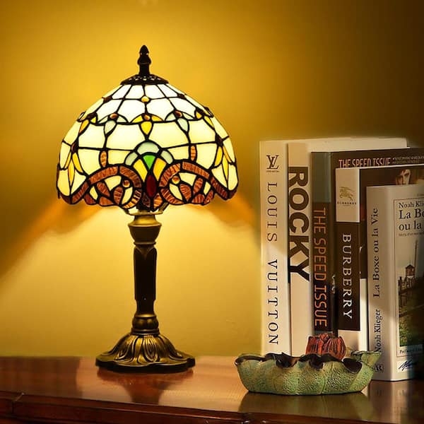 Table Lamp with Stained Glass Shade and Scalloped Edge