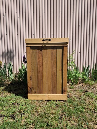 Trash Can Enclosure Top Loading Vertical Plank Bin Hide