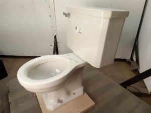 Two Piece Toilet with Side Flush Handle in Classic Standard Cadet Style