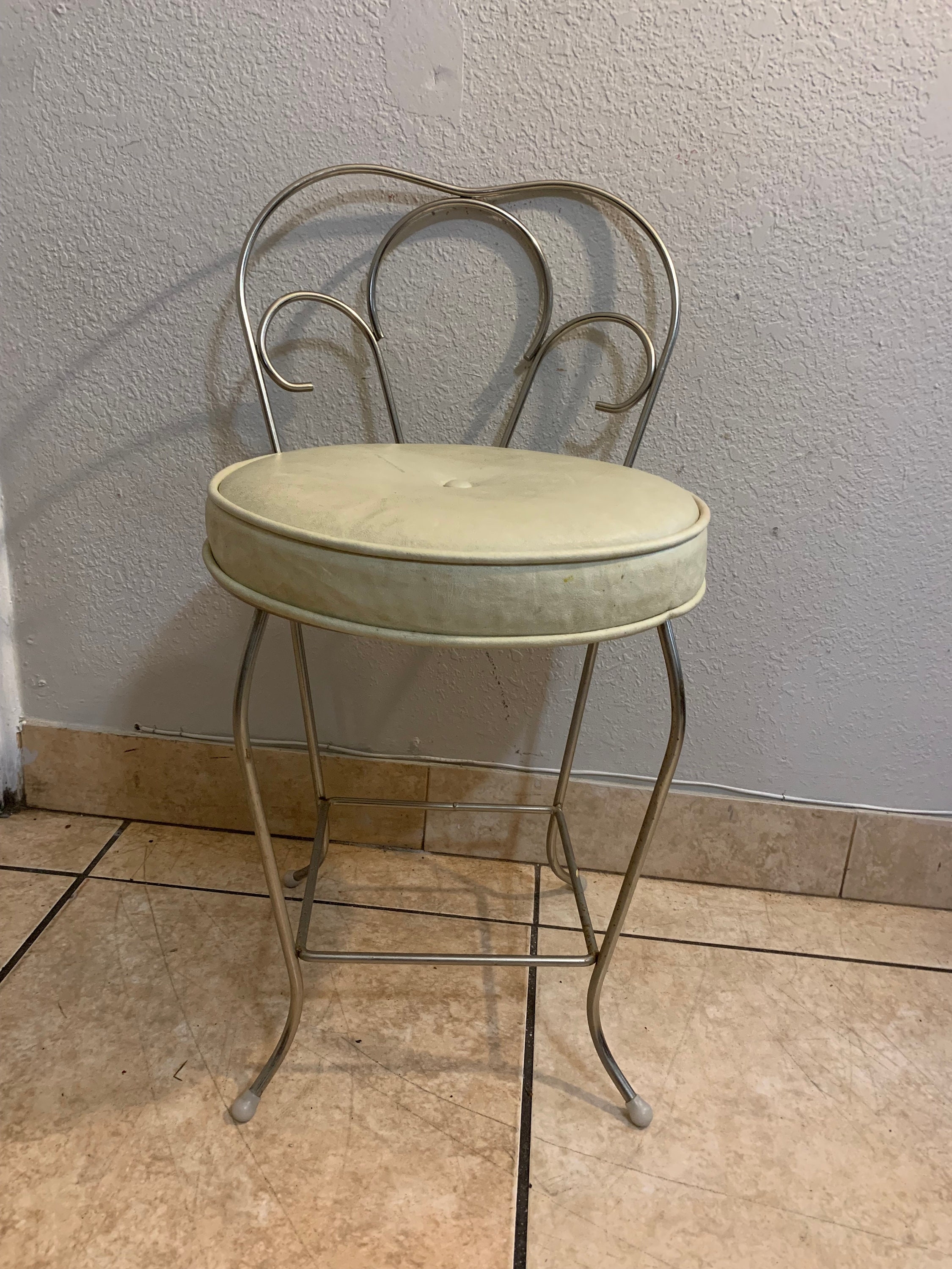 Vanity Chair with Scrolling Metal Back and Round Seat