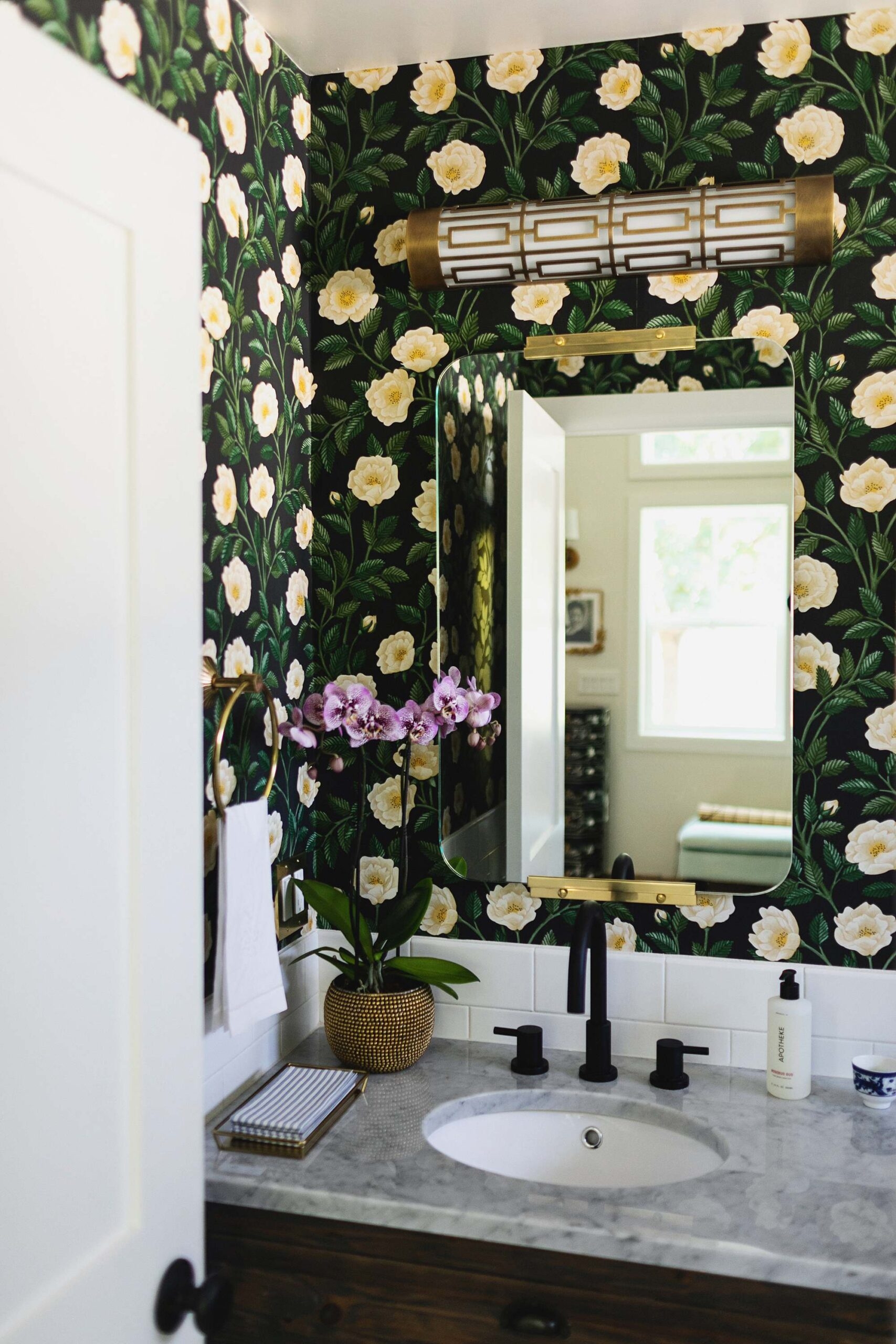 Powder Room Hand Towels