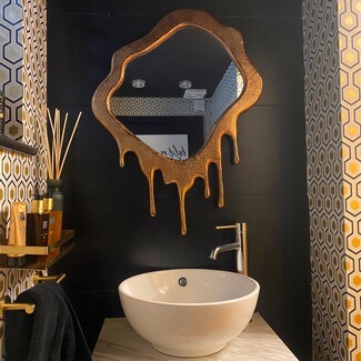 Wall Mirror: Gold Drip Effect Frame Organic Silhouette