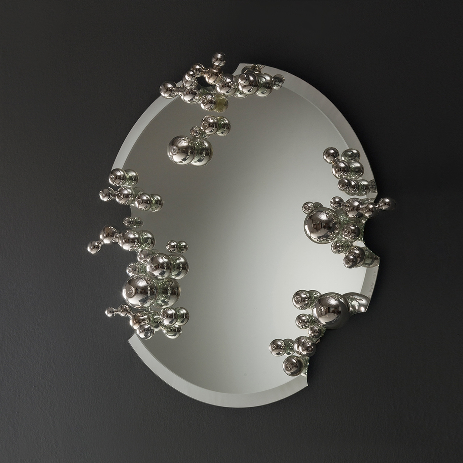 Wall Mirror Metallic Reflective Spheres Oval Art
