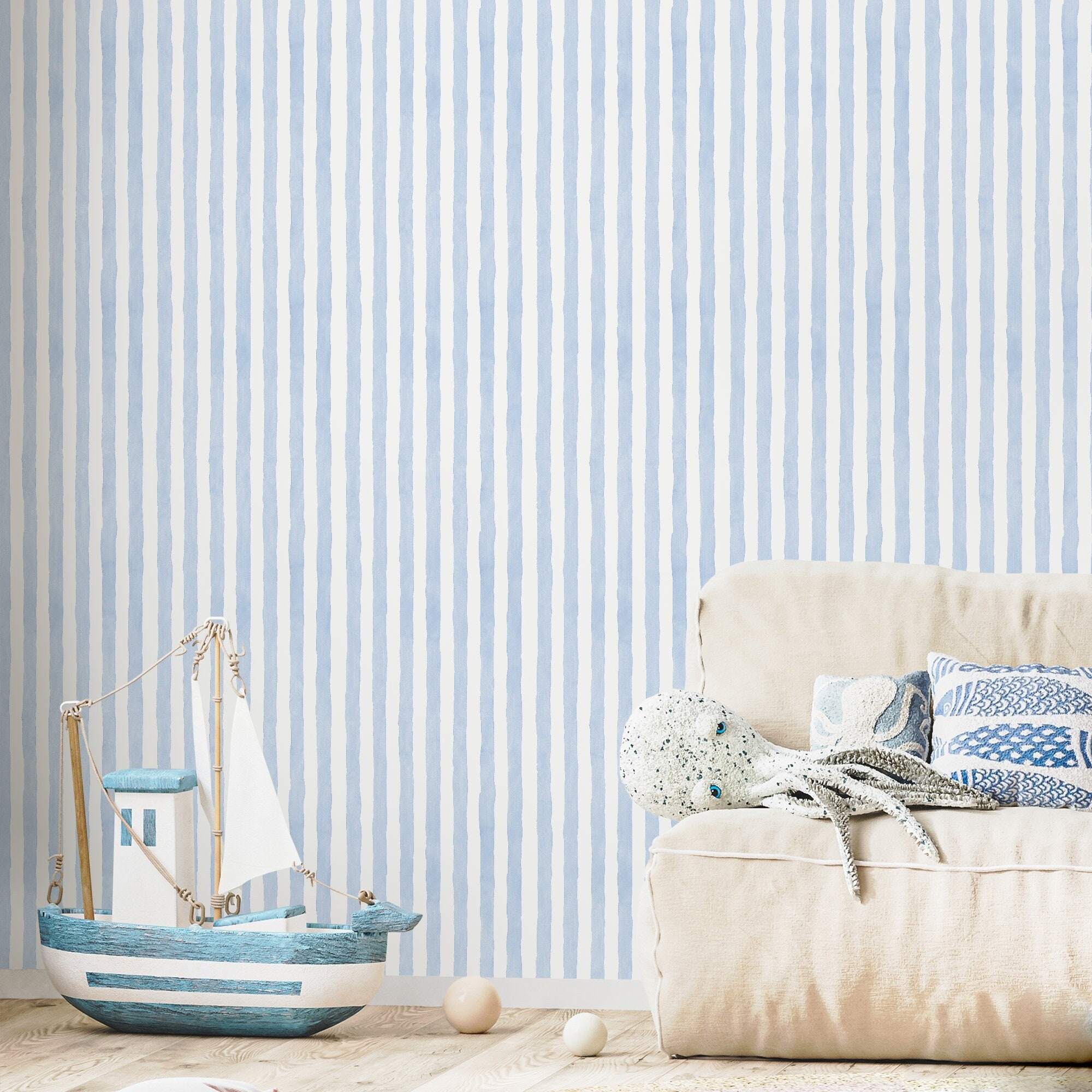 Wallpaper in Baby Blue Hue with Organic Line Motif