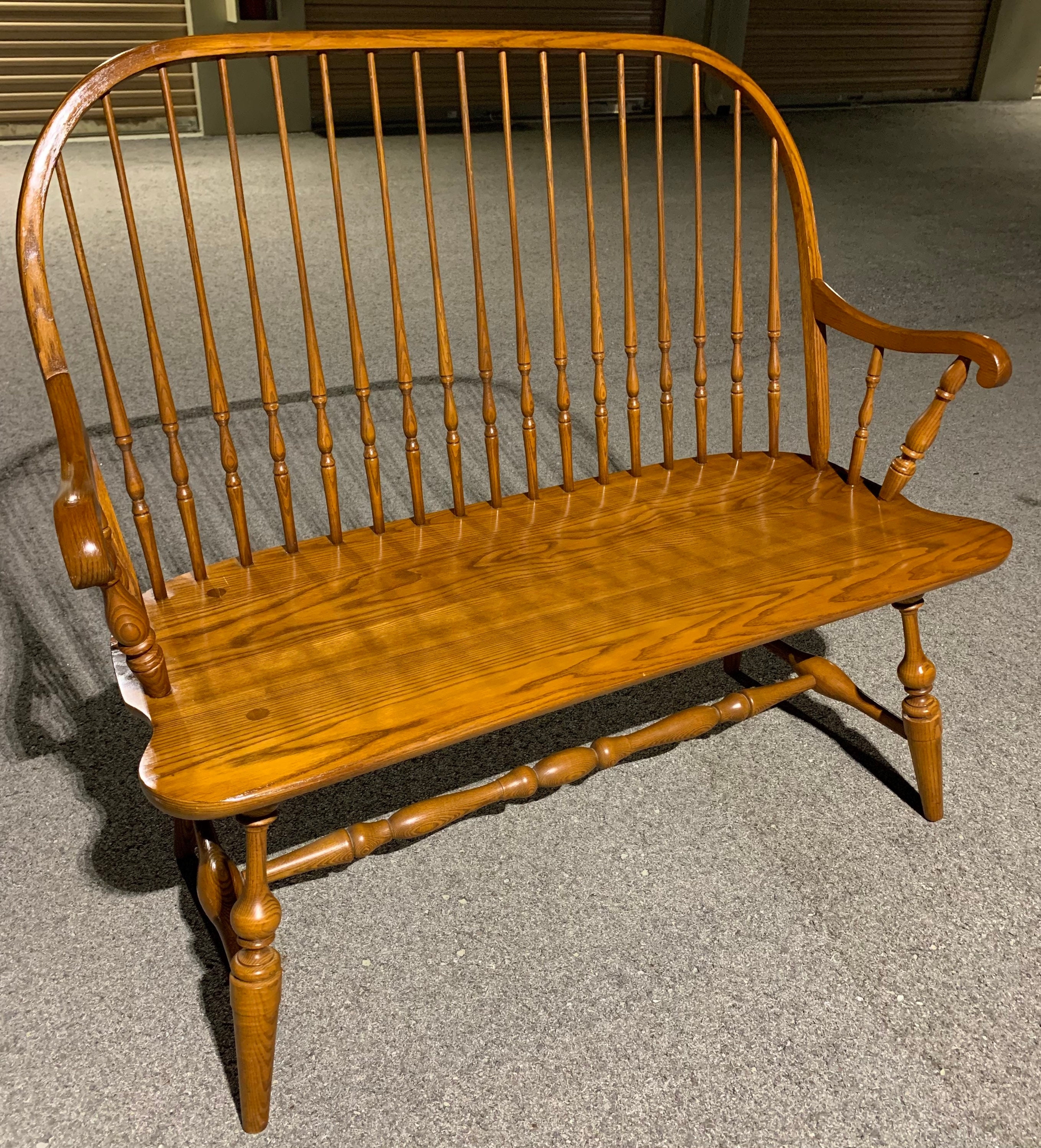 Windsor Settee Honey Oak Solid Wood Spindle Seat Seating