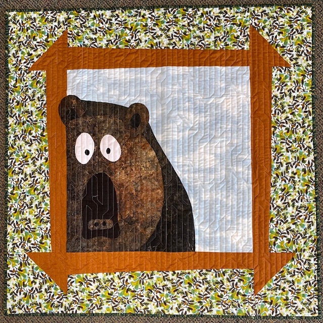 Baby Quilt Faux Wood Frame Leaf Pattern Border Bear Nursery Quilt