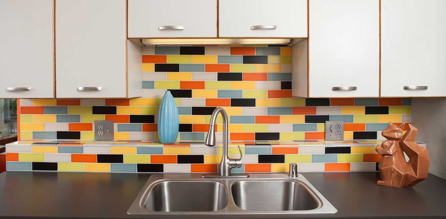 Backsplash Atomic Bond Layout Multi-Color Subway Tile Design