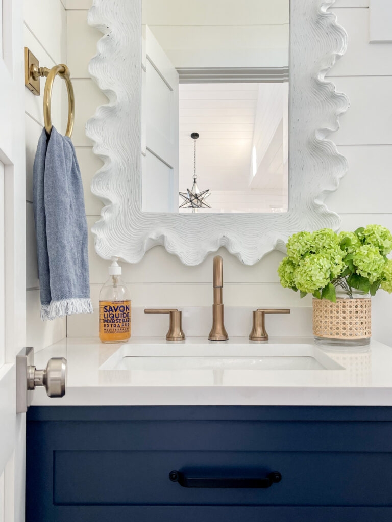 Bathroom Mirror with Wavy White Frame for Scalloped Style