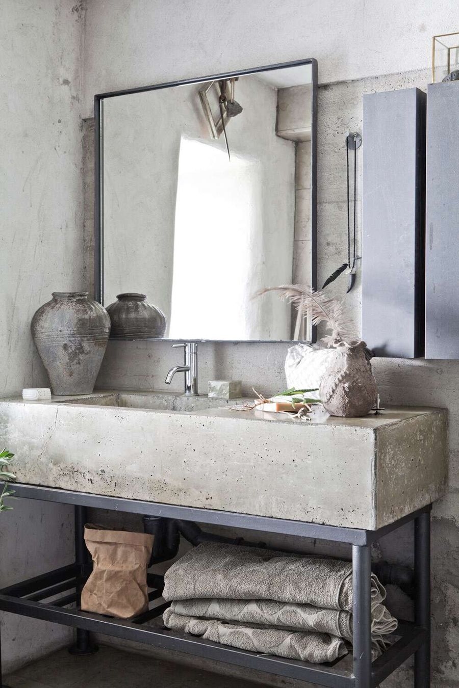 Bathroom Vanity with Chunky Concrete Sink and Plaster