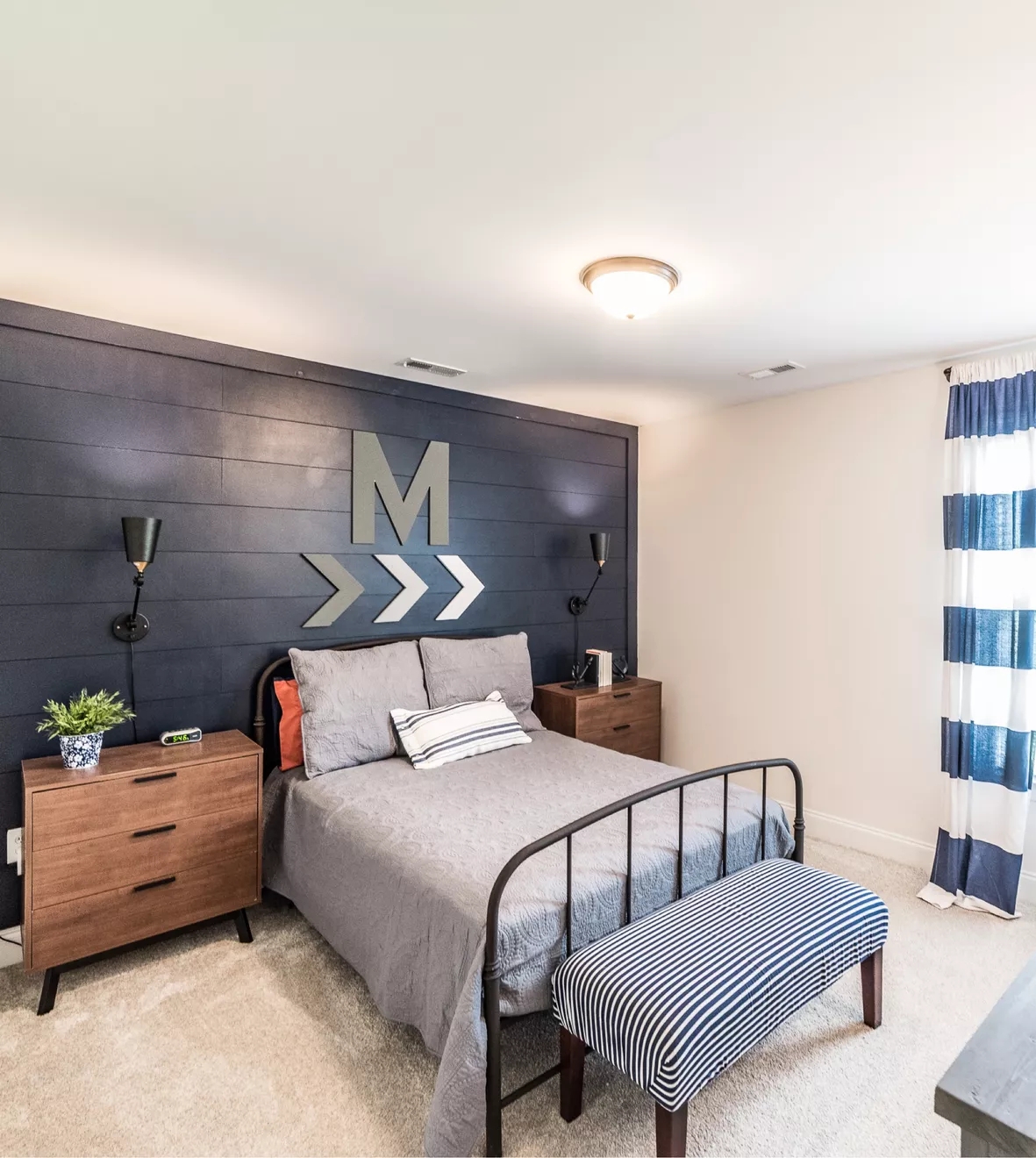 Bedroom Set: Navy Shiplap Bedroom Ideas with Black Metal Frame