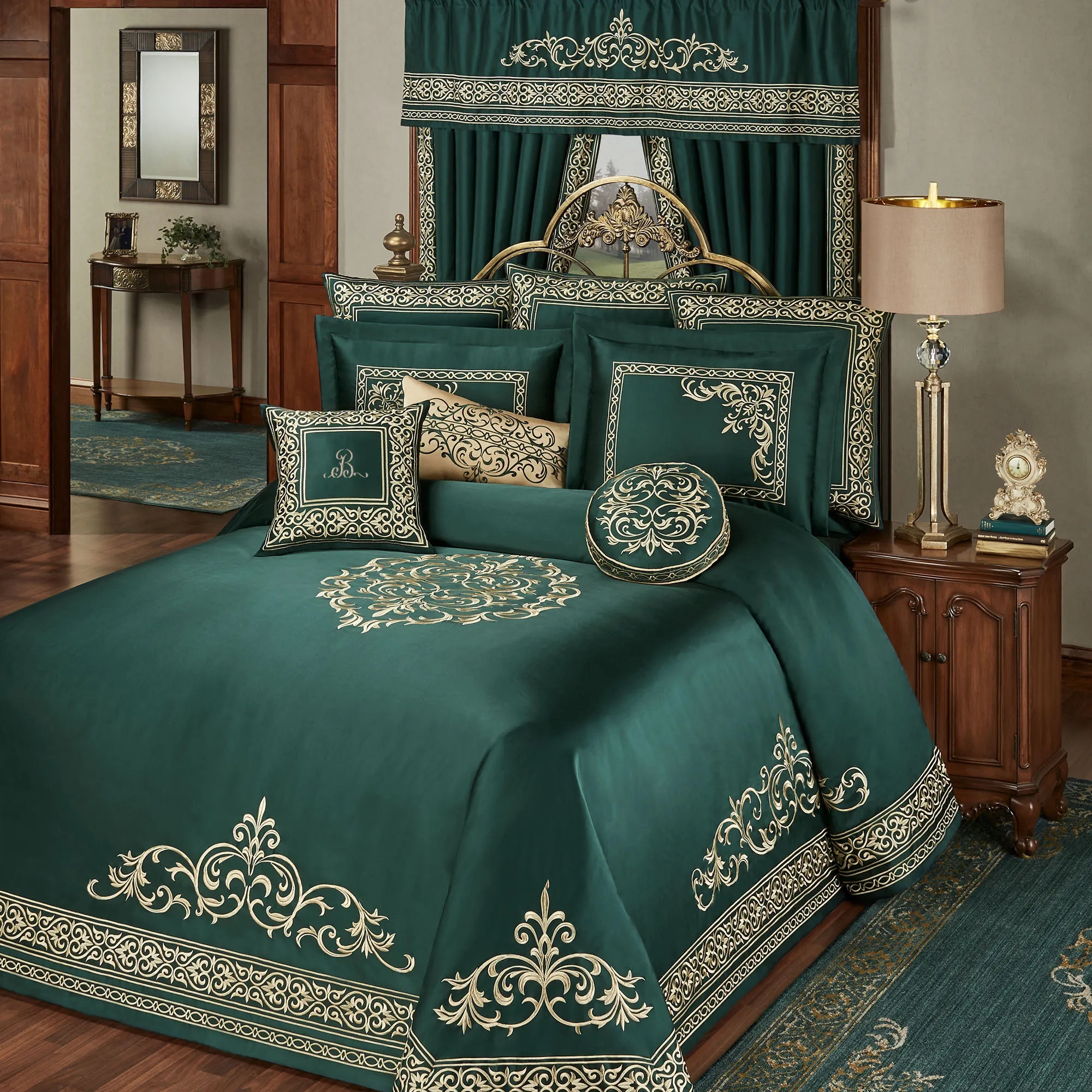 Bedspread Set Gold Embroidery Luxury Traditional Green Decor