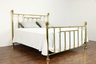 Brass Bed Polished Metal with Vertical Spindles & Ball Finials