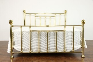 Brass Bed Victorian King with Tiered Rail Design & Finials
