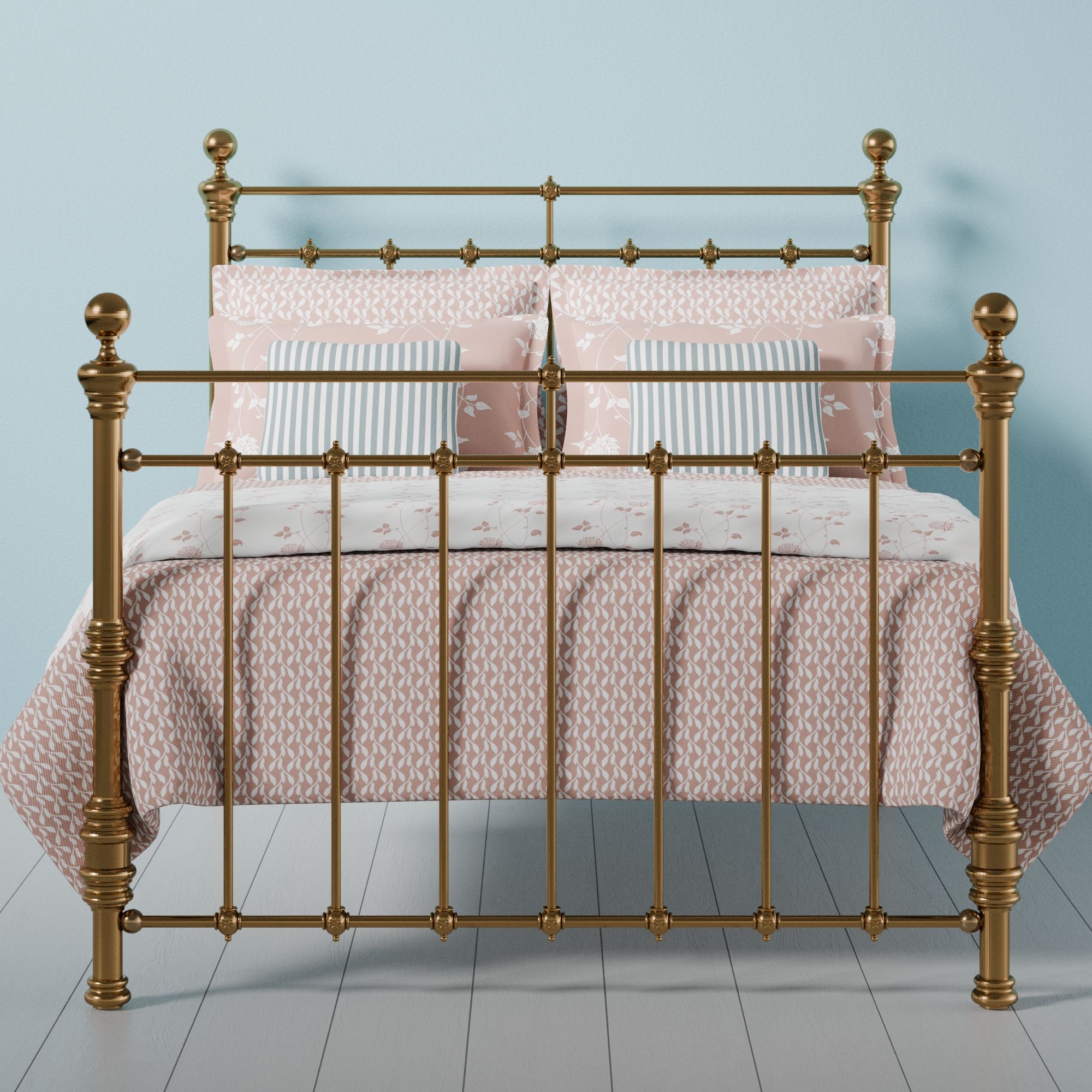 Brass Bed Victorian Traditional with Decorative Castings