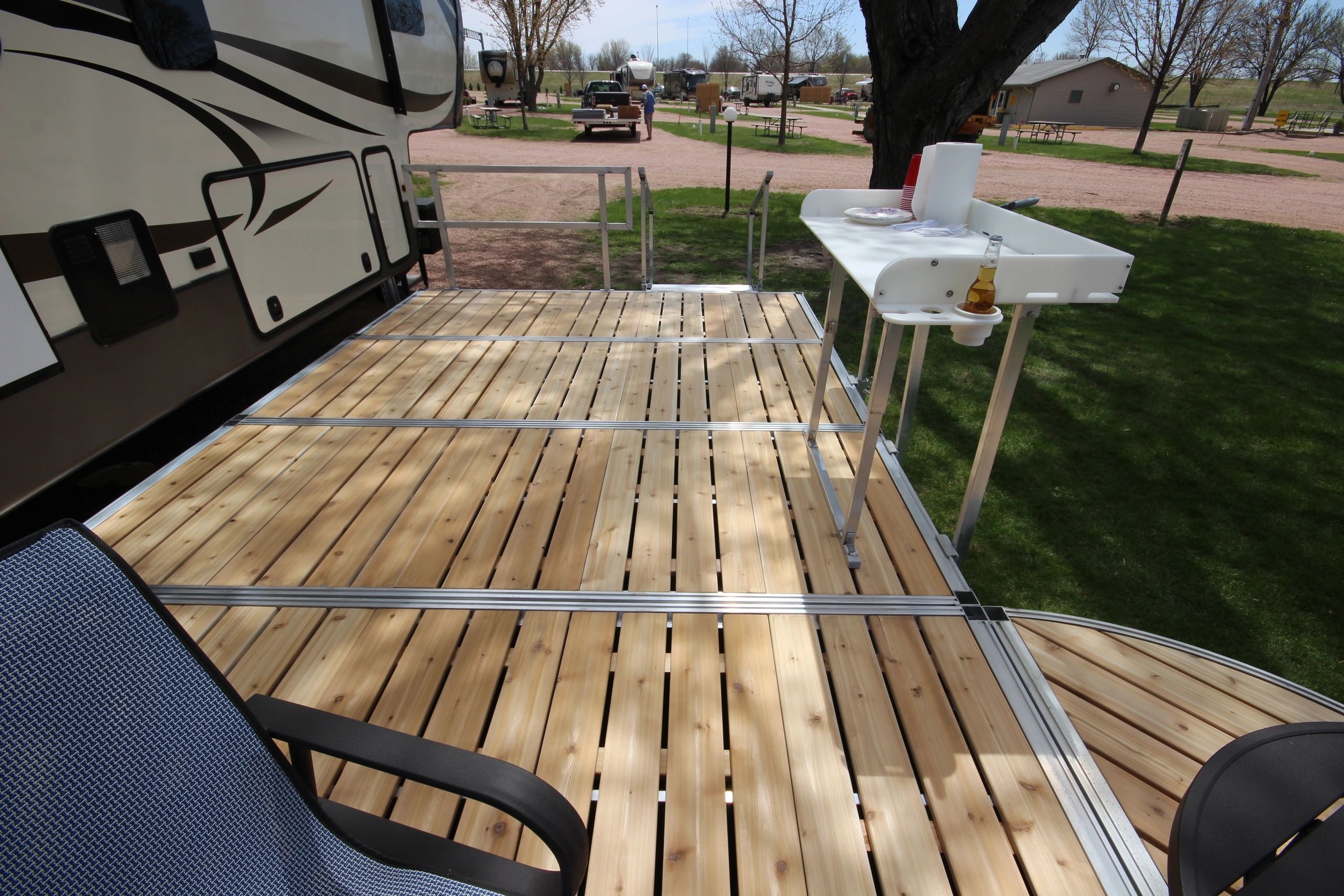 Camper Deck - Slatted Wood Aluminum Frame Patio