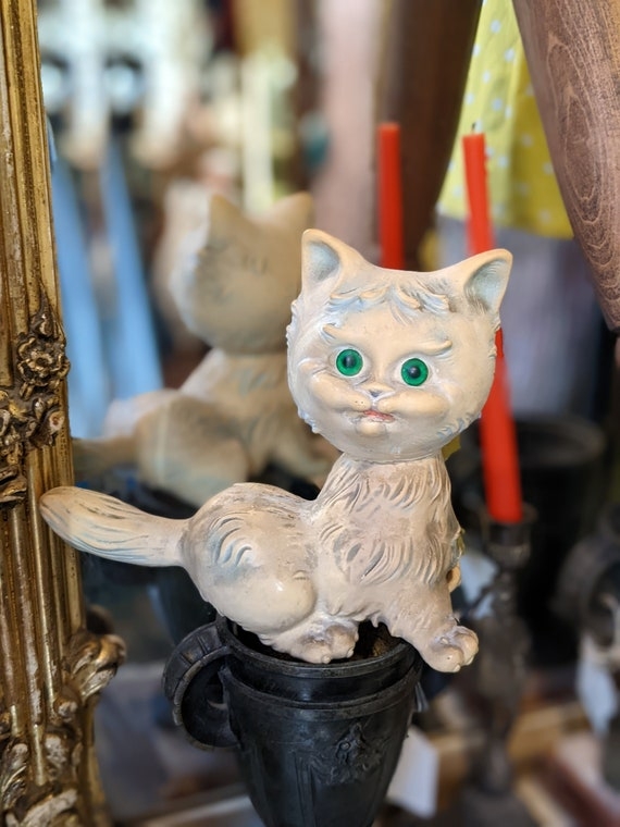 Cat Figurine: Vintage Kitsch Feline with Green Eyes