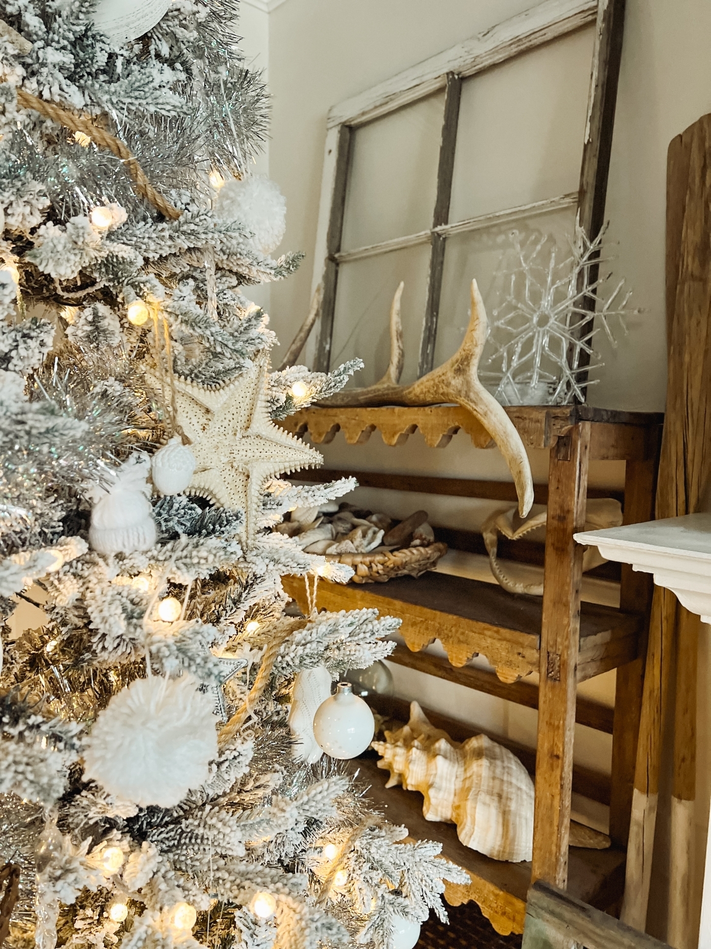 Christmas Tree in Snowy Beach Style with Scalloped Woodwork