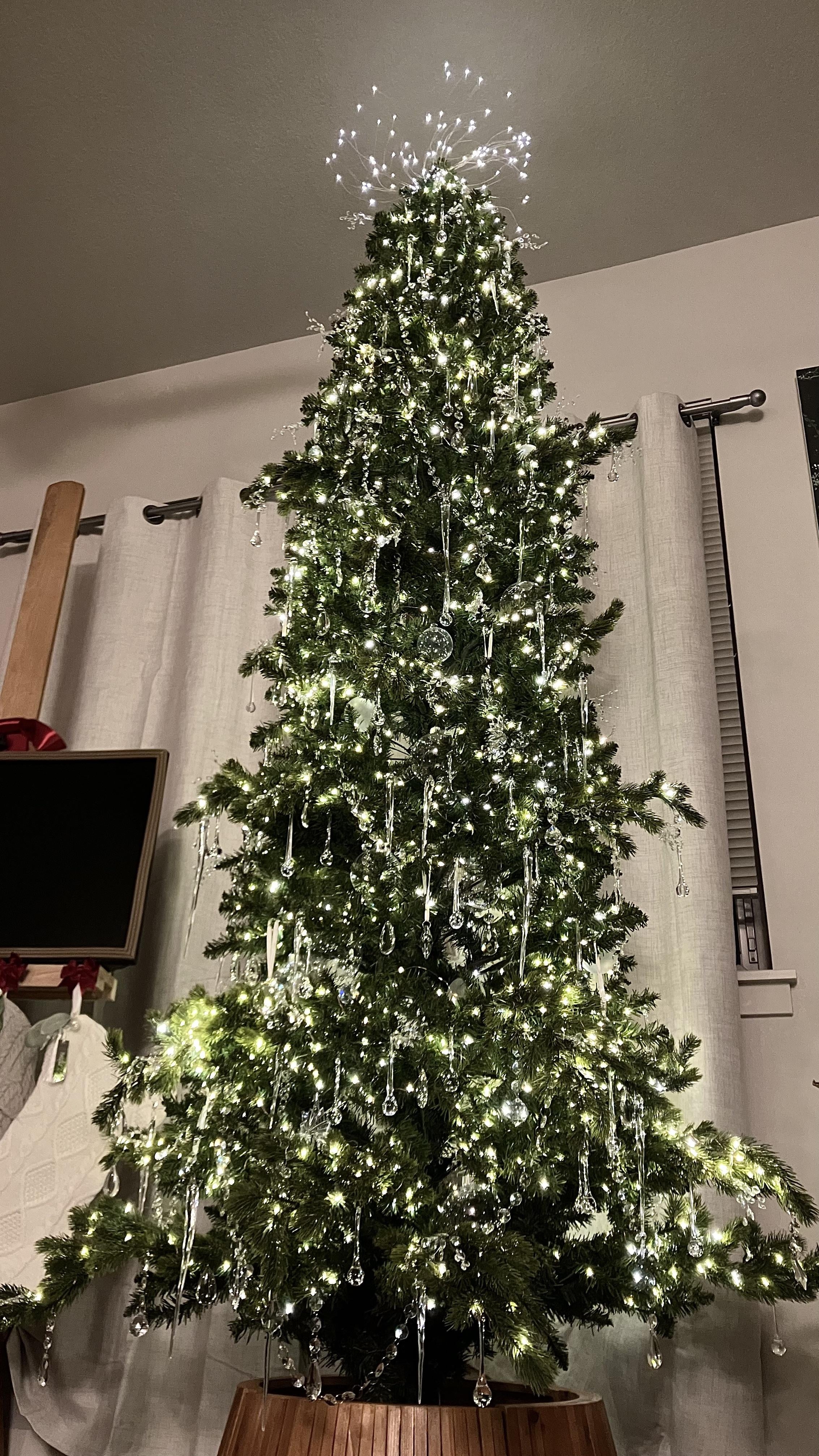 Christmas Tree Wood Slat Collar Icicle Ornament Holiday Decor
