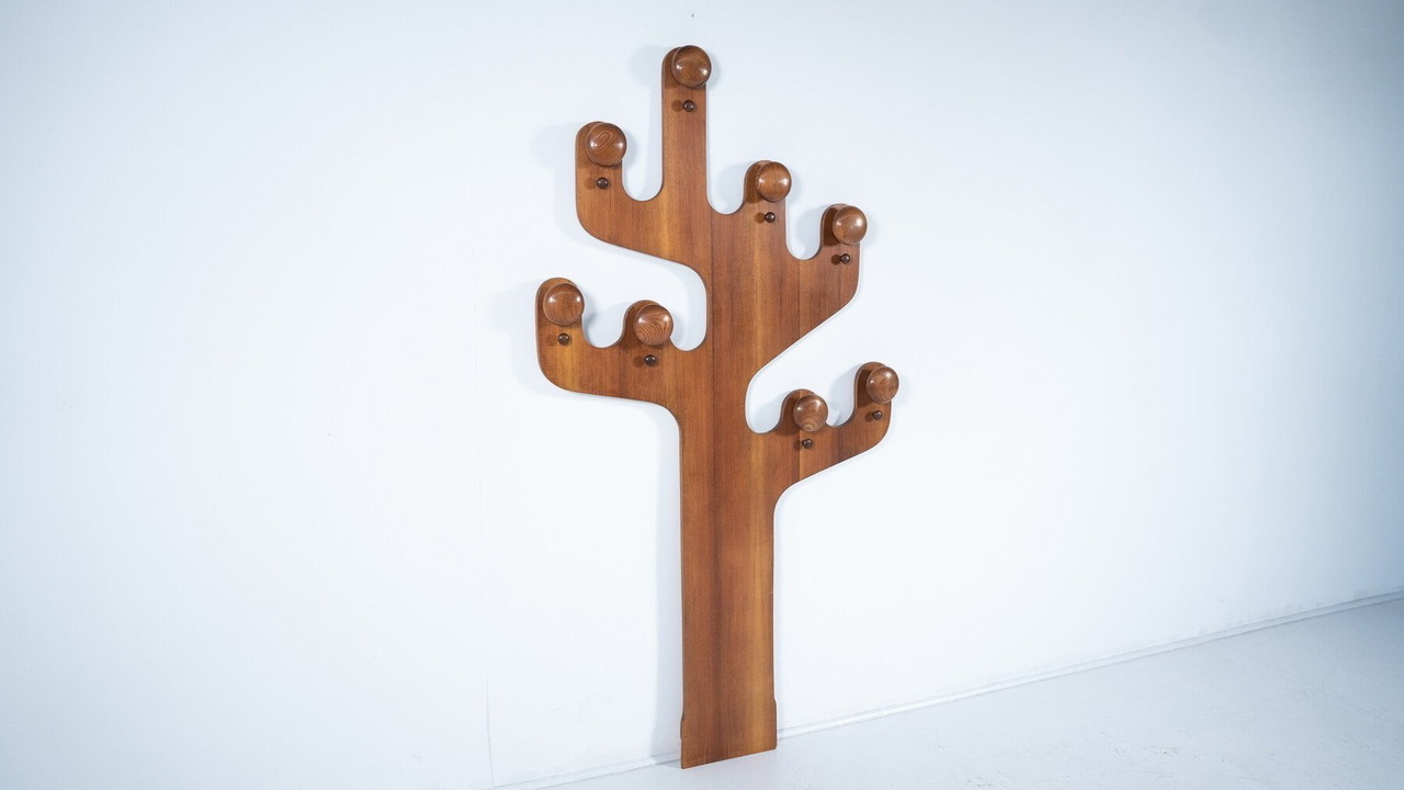 Coat Rack with Cactus Silhouette and Spherical Knobs