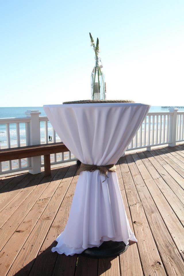 Cocktail Table with Burlap Tie and White Linen Table Drape