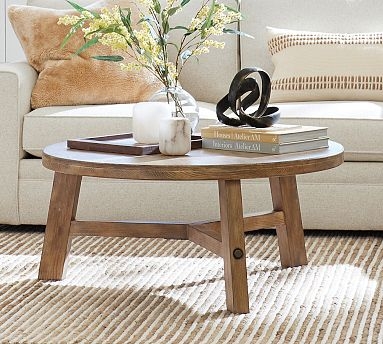 Coffee Table featuring Y-Shaped Stretcher and Splayed Legs