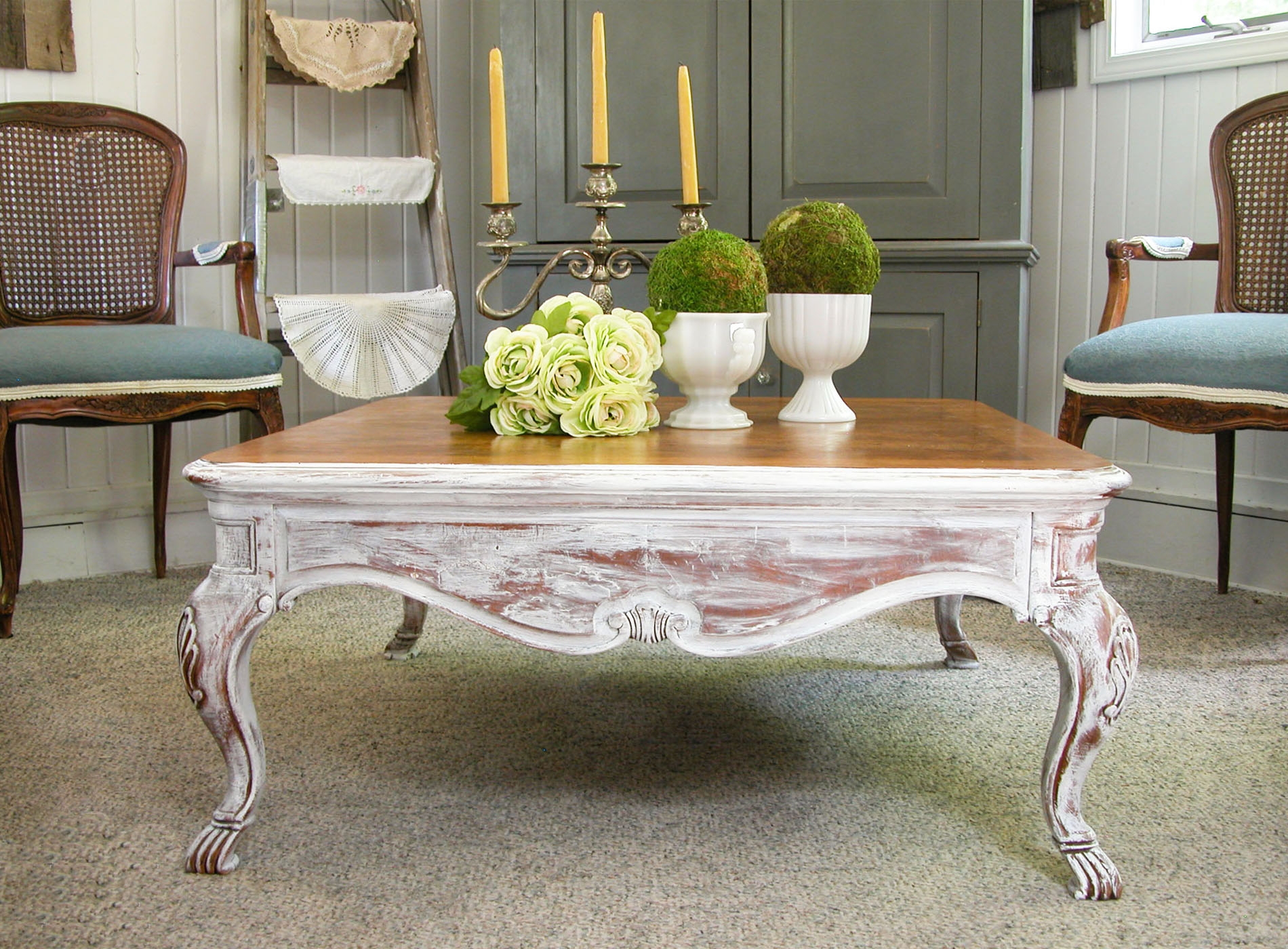 Coffee Table with Cabriole Legs and French Country Apron