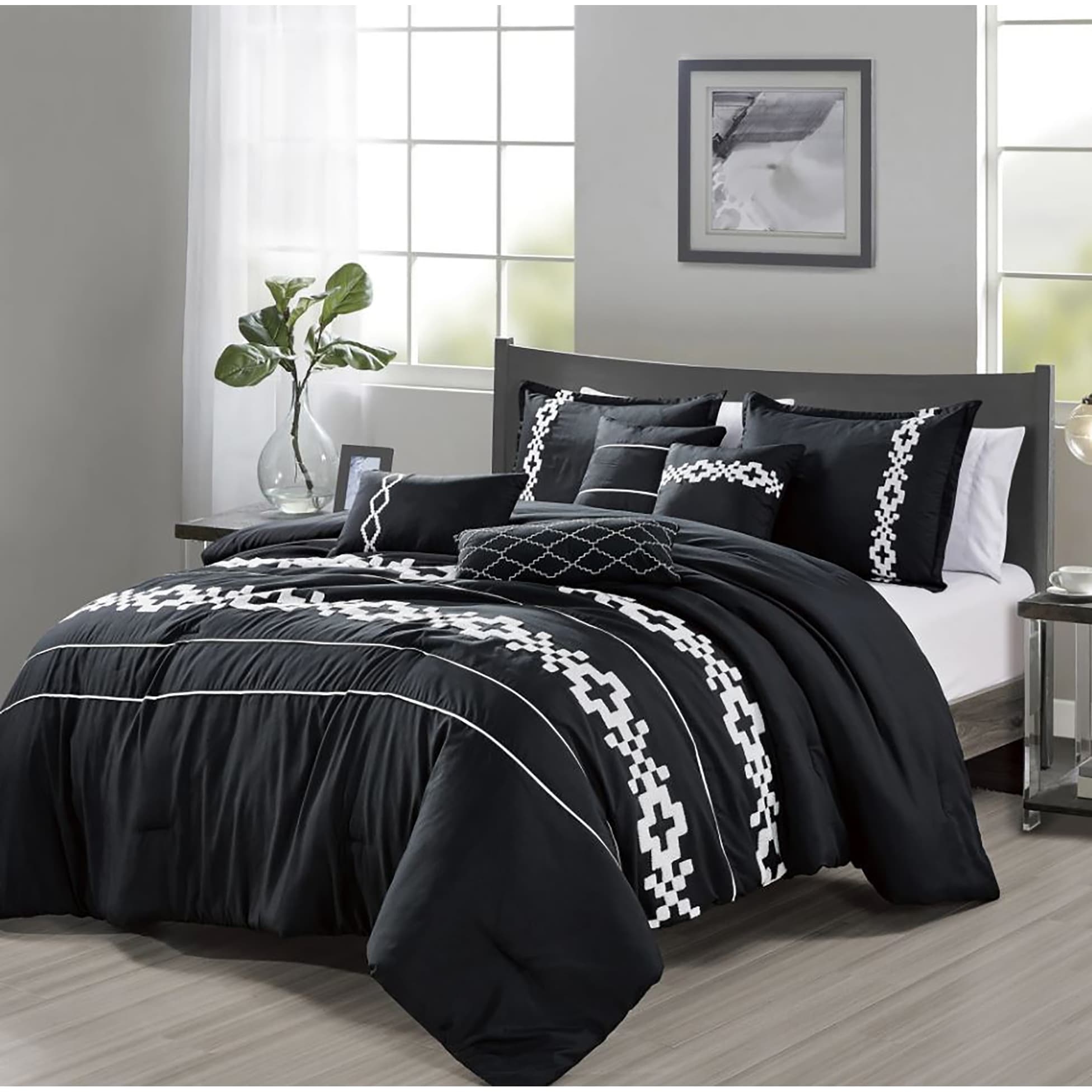 Comforter Set in Matte Black Fabric Geometric Embroidery