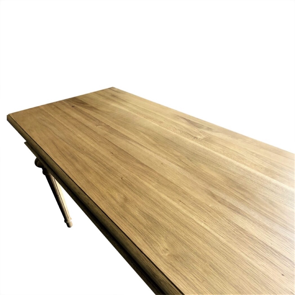 Desk With Fluted Legs and Natural Oak Wood Finish