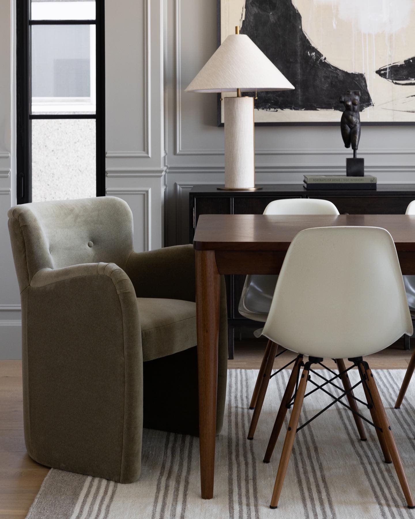 Dining Chair Tufted Barrel Back Sculptural Upholstered Chair