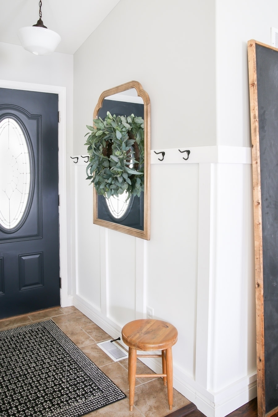 Entryway Set with Board and Batten Wainscoting for Small Foyer Decor