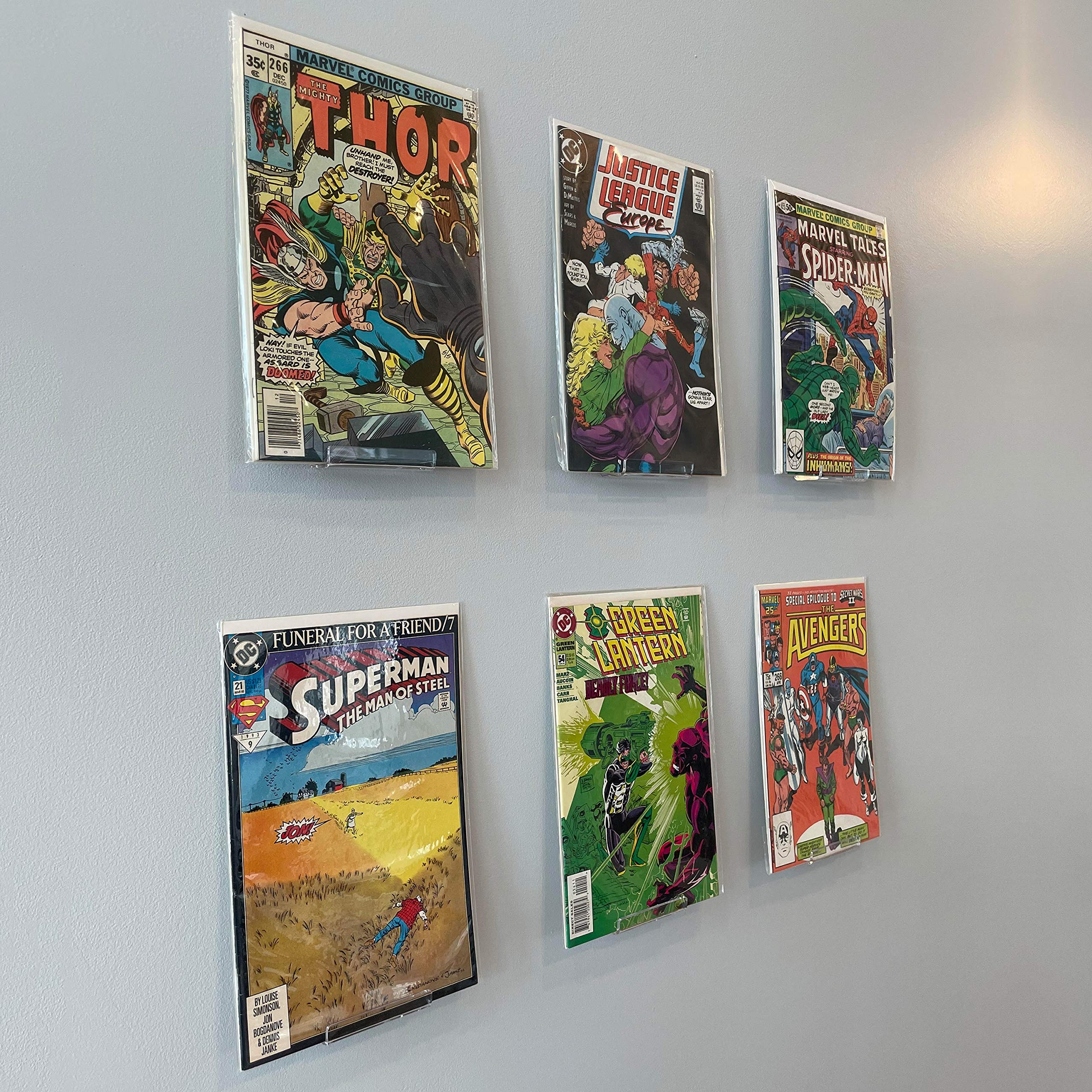 Floating Shelf Transparent Acrylic Comic Display Ledge