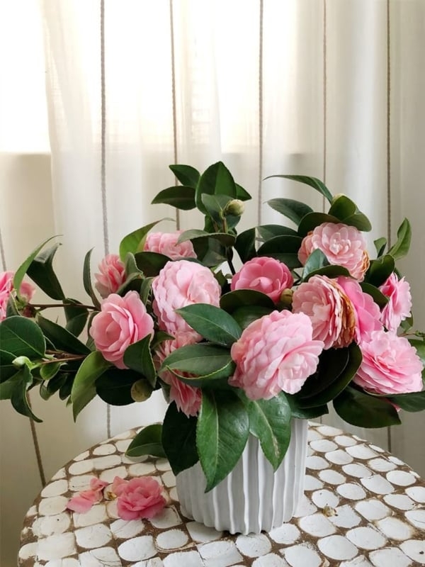 Flower Vase with Ribbed Body and Fluted White Flower Pot