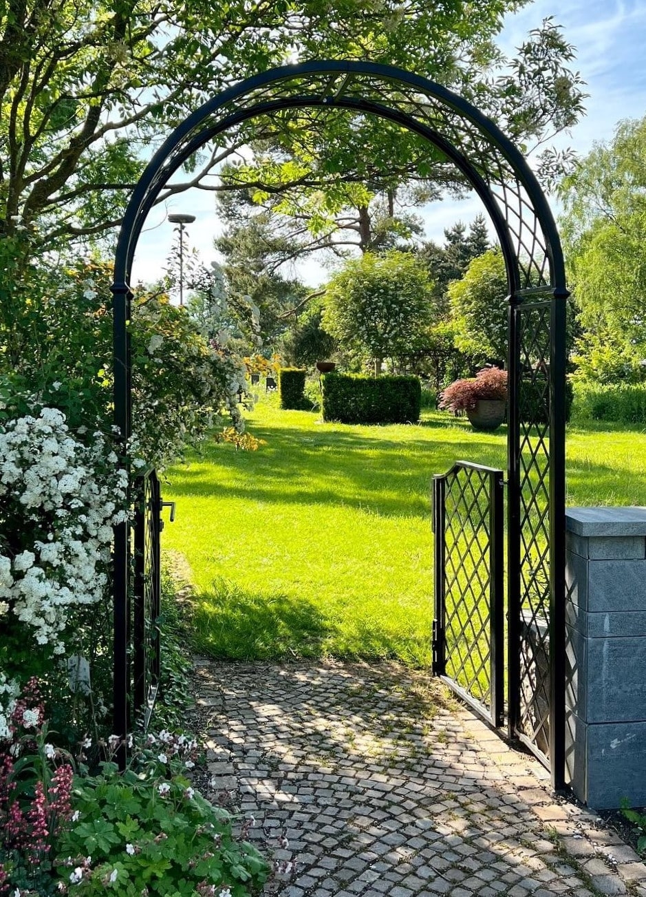 Garden Gates With Arches