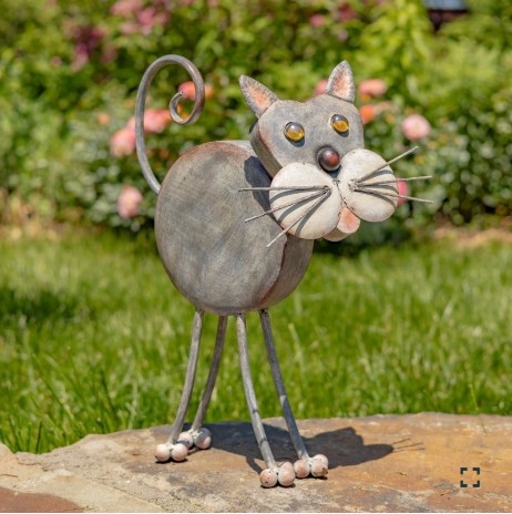 Garden Sculpture: Bobblehead Iron Cat Elongated Legs