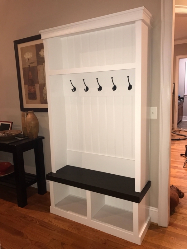 Hall Tree with Contrasting Black Bench and Beadboard Backing